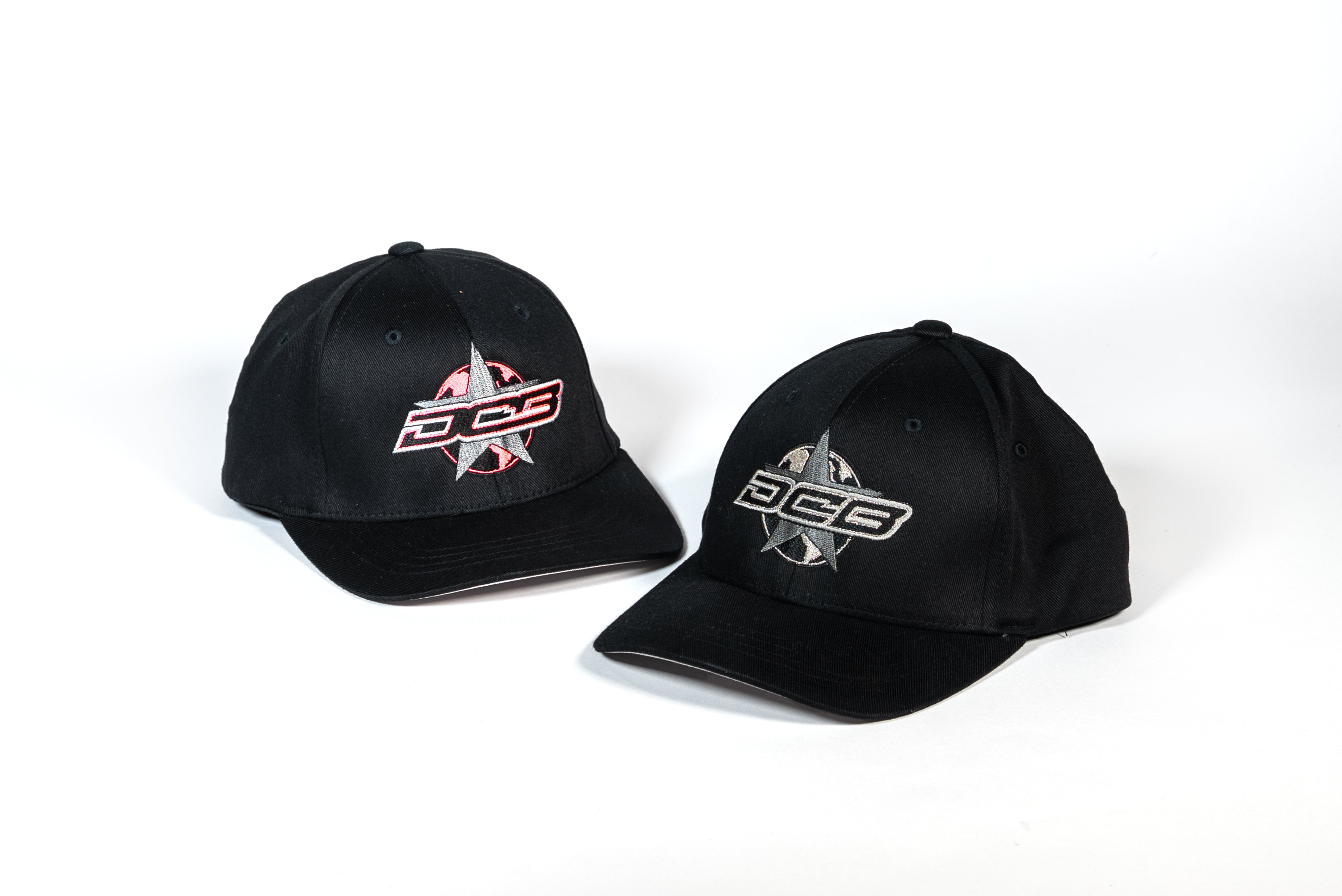 DCB LOGO/BLACK YOUTH FITTED HAT